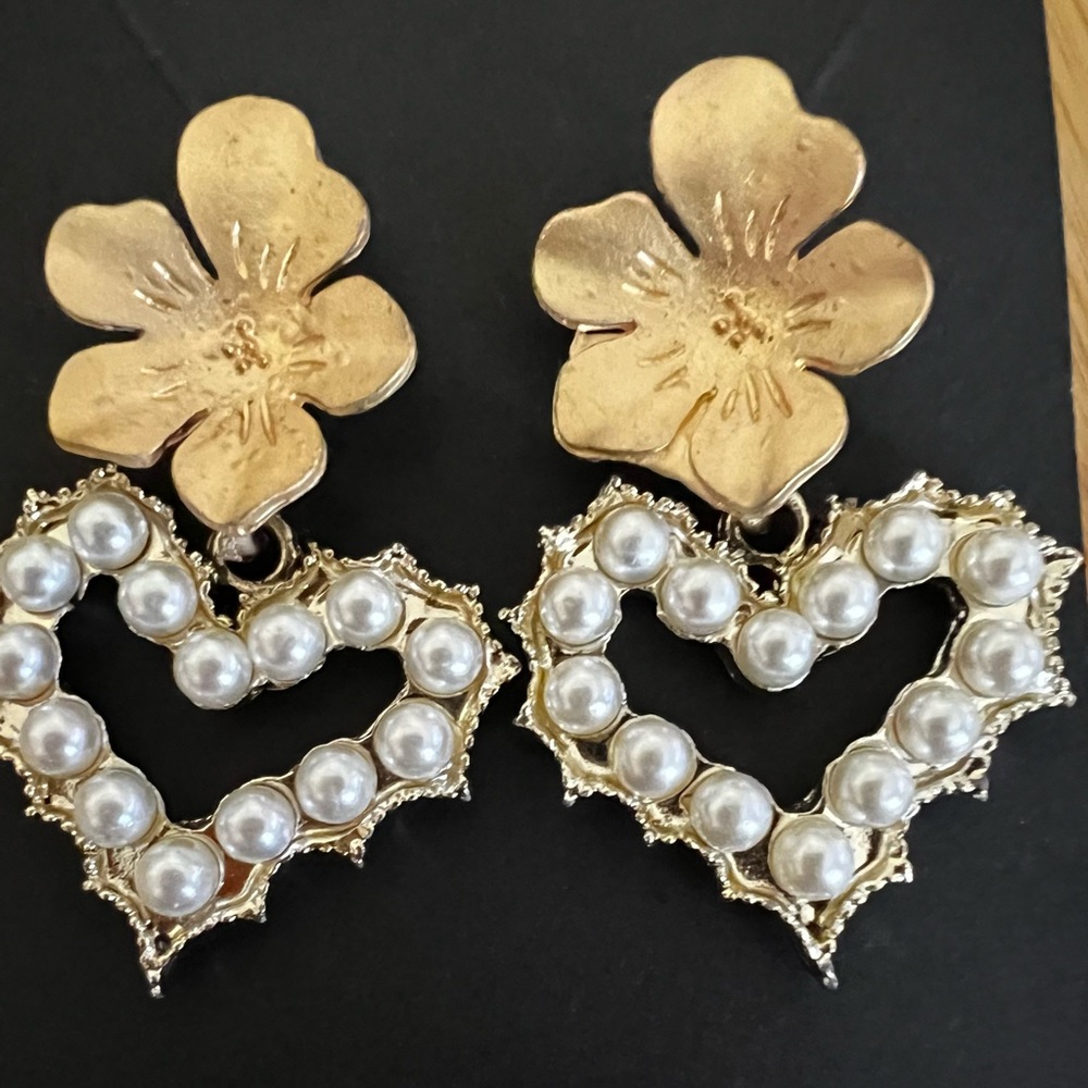 Gold Tone Floral Faux Pearl Heart Drop Earrings